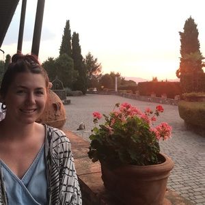 Meet your Posher, Casey